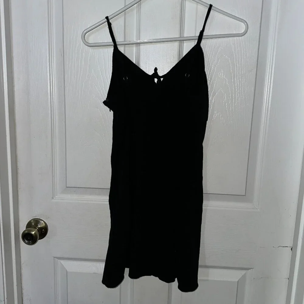 Excellent Hollister Sundress Size Small - Picture 3 of 5